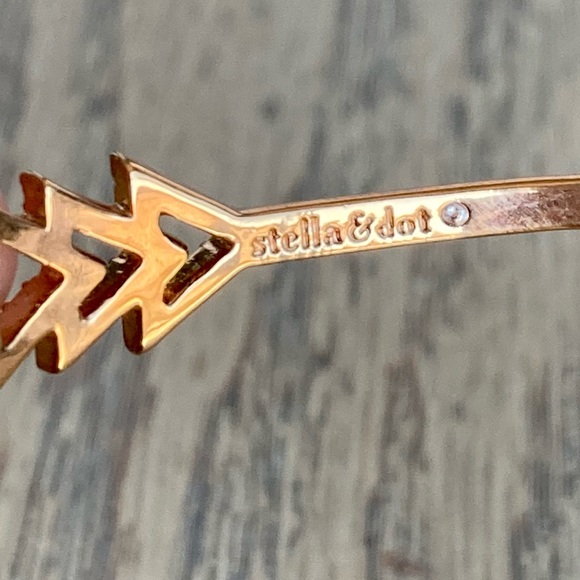 Stella & Dot Pave Triangle Cuff - Rose Gold - Picture 6 of 6
